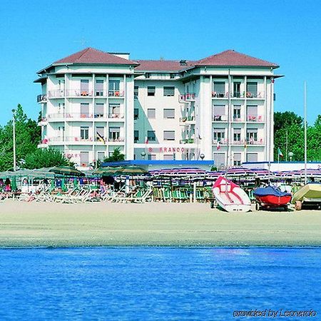Hotel Lungomare Cervia Esterno foto