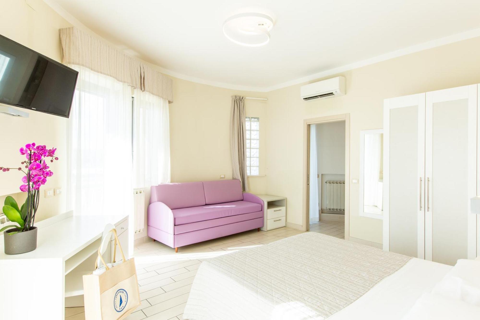 Hotel Lungomare Cervia Esterno foto