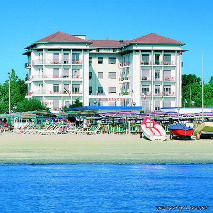 Hotel Lungomare Cervia Esterno foto